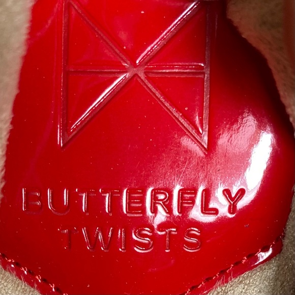 Butterfly Twists Polka Dot Gigi - Picture 5 of 7